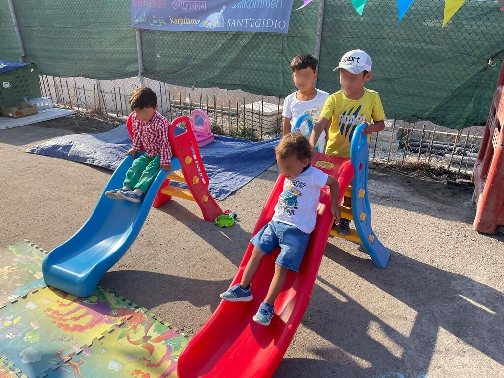 Language certificates and a play area for children: Sant'Egidio's summer with the refugees from Lesbos continues